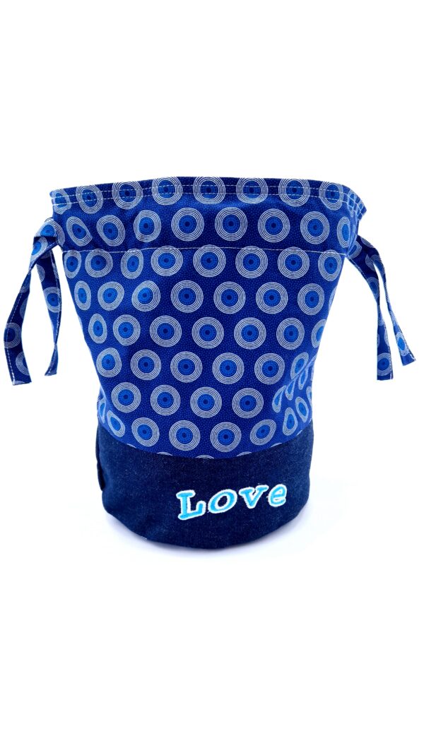 Petit sac de voyage rond avec fond réversible brodé texte 30 x 25 cm – Image 6