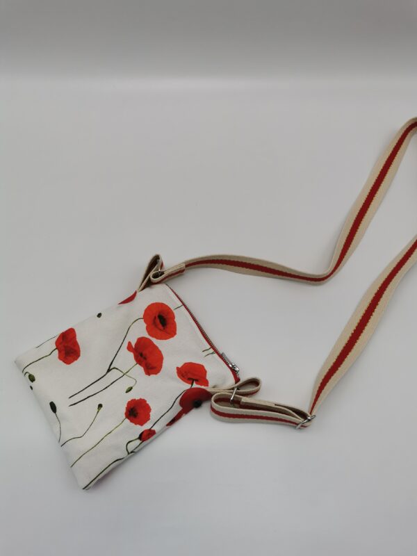 Pochette téléphone coquelicots intérieur blanc sangle blanche dorée rouge