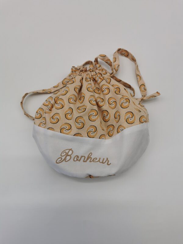 Petit sac de voyage rond avec fond réversible 2 tissus 30 x 25 cm beige - brodé texte bonheur – Image 2