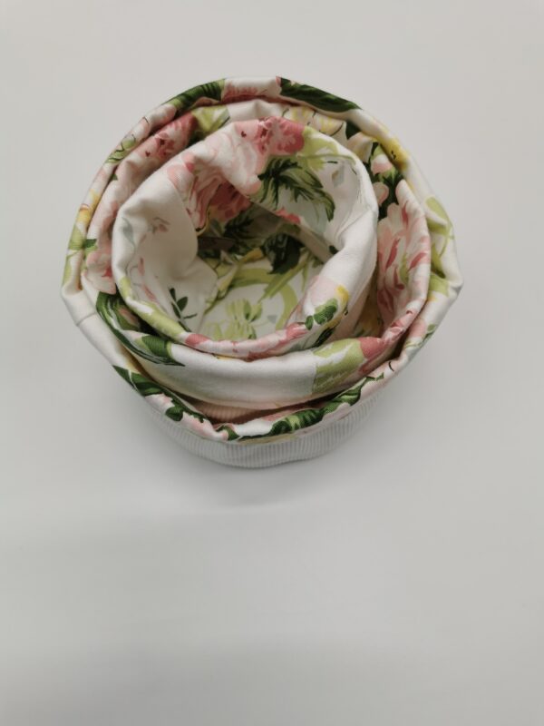 Lot 3 Paniers déco ronds floral pastel blanc 10 cm 13 cm et 16 cm – Image 2