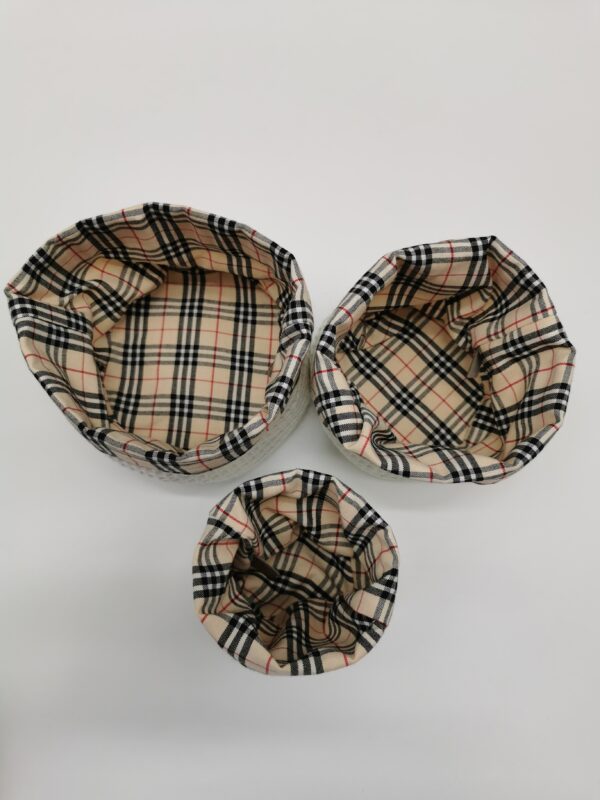 Lot 3 Paniers salle de bain ronds burberry crème 10 cm 13 cm et 16 cm – Image 4