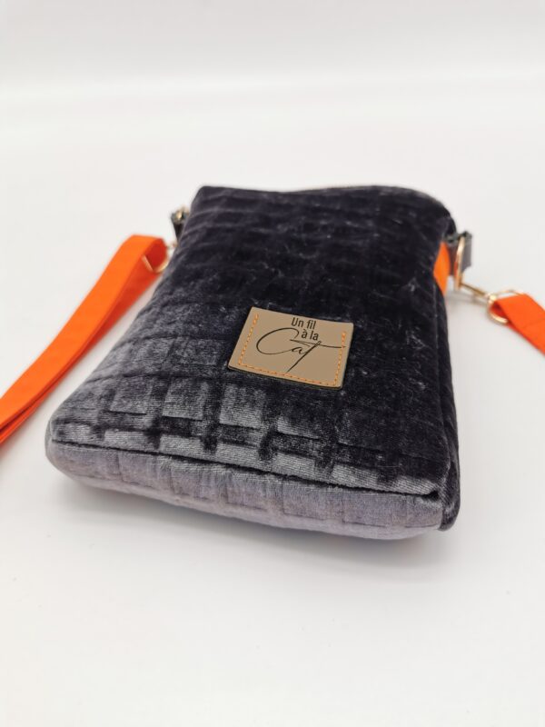 Pochette téléphone Visage 2025  orange city 20 x 14 x 3 cm – Image 6